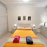 Blue Horizon Apartment